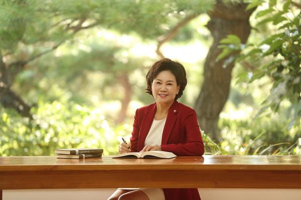 김순례 의원, 2018년 자유한국당 국정감사 우수의원상 수상
