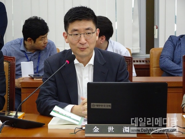 21대 총선 불출마 선언한 자유한국당 김세연 의원, 